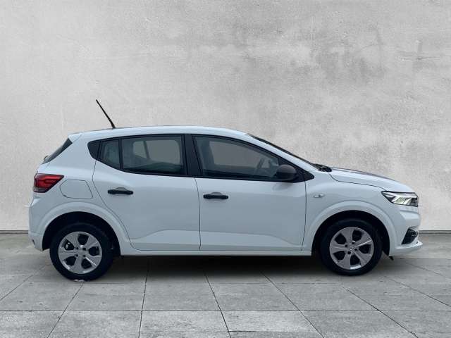 Fahrzeugbild eines Dacia Sandero