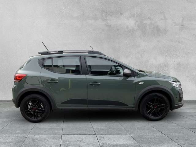 Fahrzeugbild eines Dacia Sandero