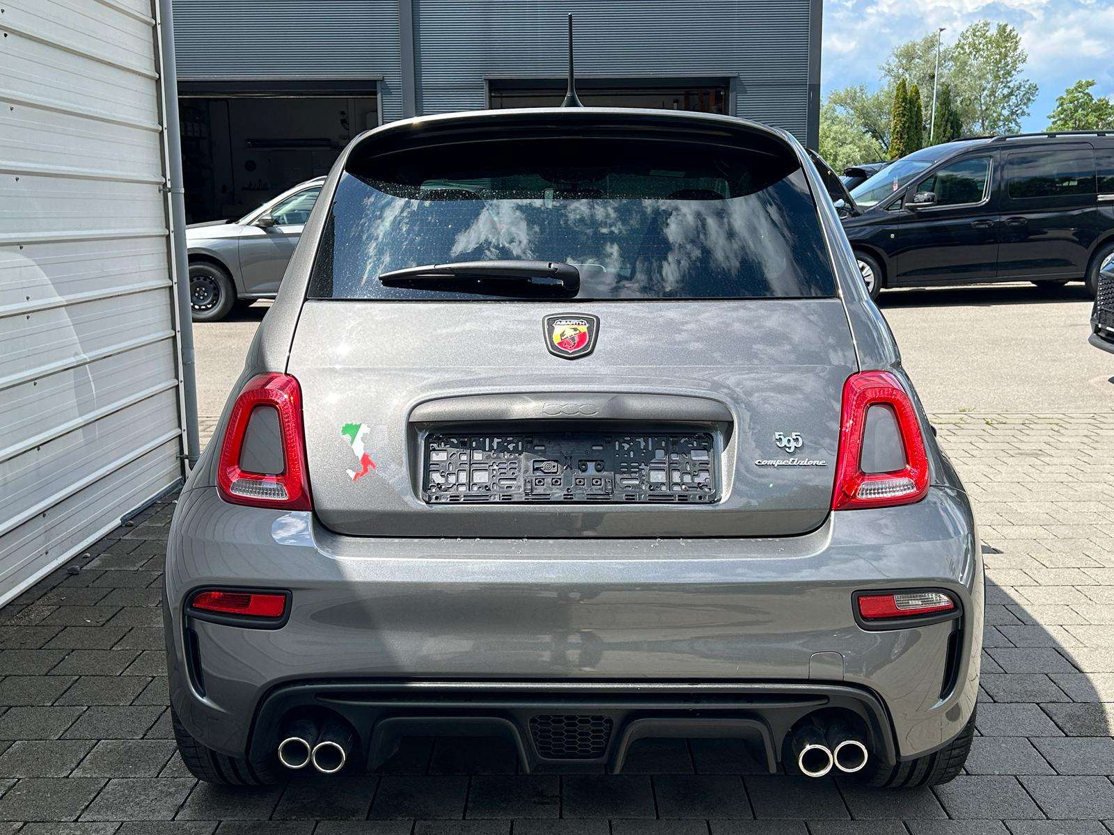 Fahrzeugbild eines Fiat 500