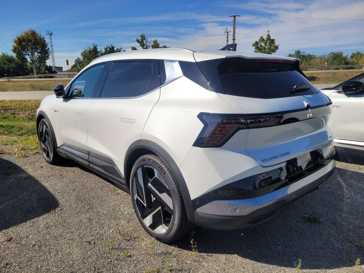 Fahrzeugbild eines Mitsubishi Eclipse Cross