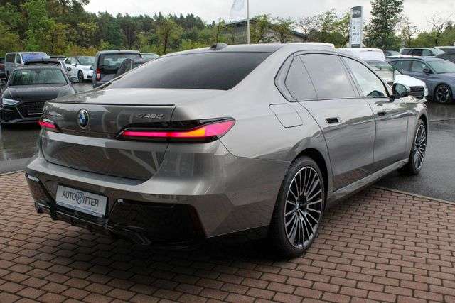 Fahrzeugbild eines BMW 7er-Reihe