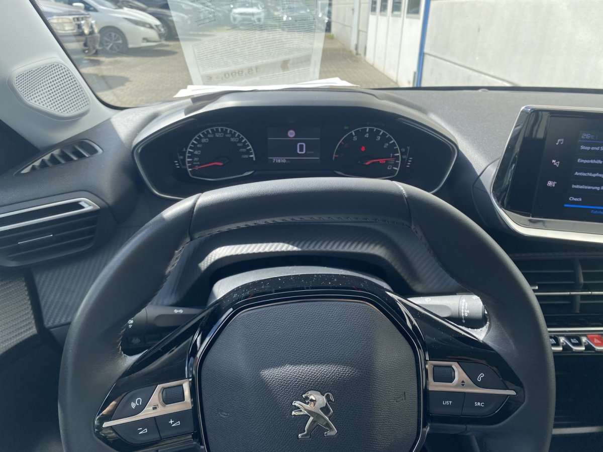 Fahrzeugbild eines Peugeot 208