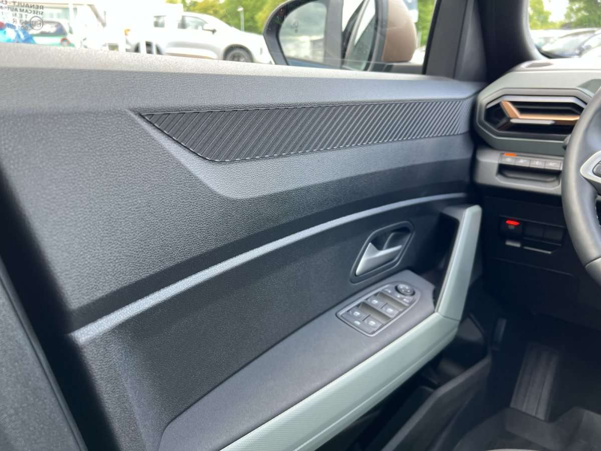 Fahrzeugbild eines Dacia Bigster