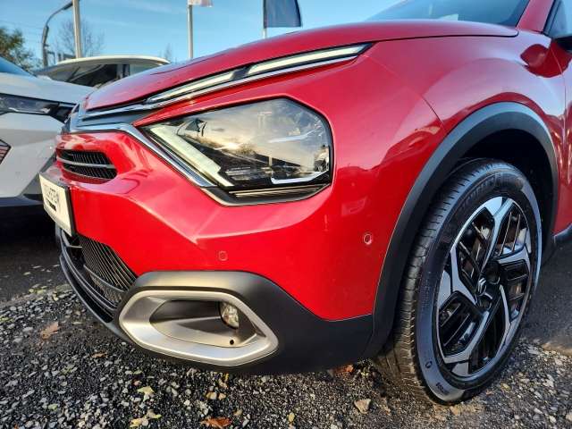 Fahrzeugbild eines Citroën C4 X