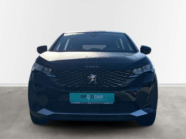 Fahrzeugbild eines Peugeot 5008