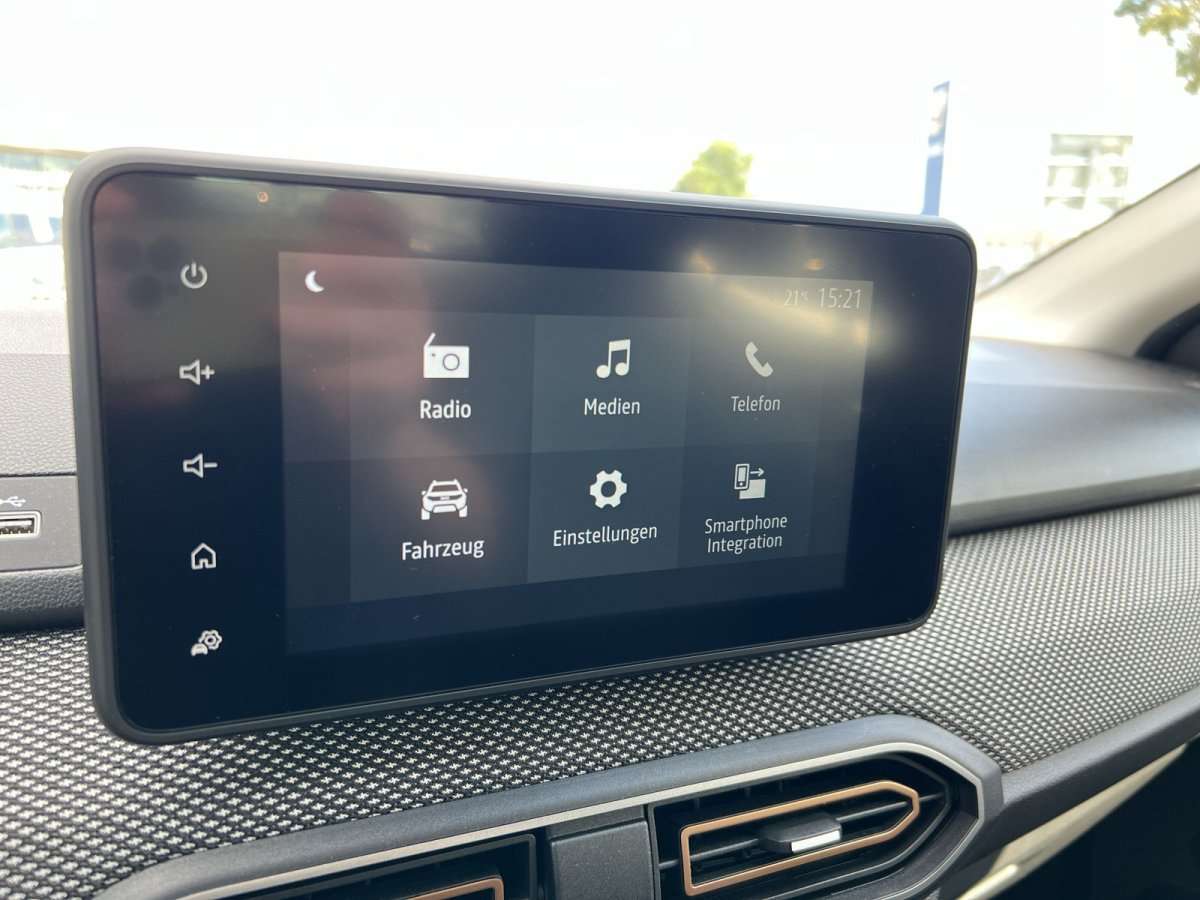 Fahrzeugbild eines Dacia Sandero
