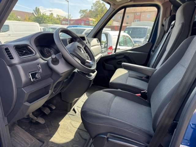 Fahrzeugbild eines Renault Master