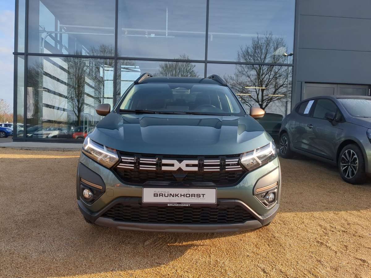 Fahrzeugbild eines Dacia Jogger