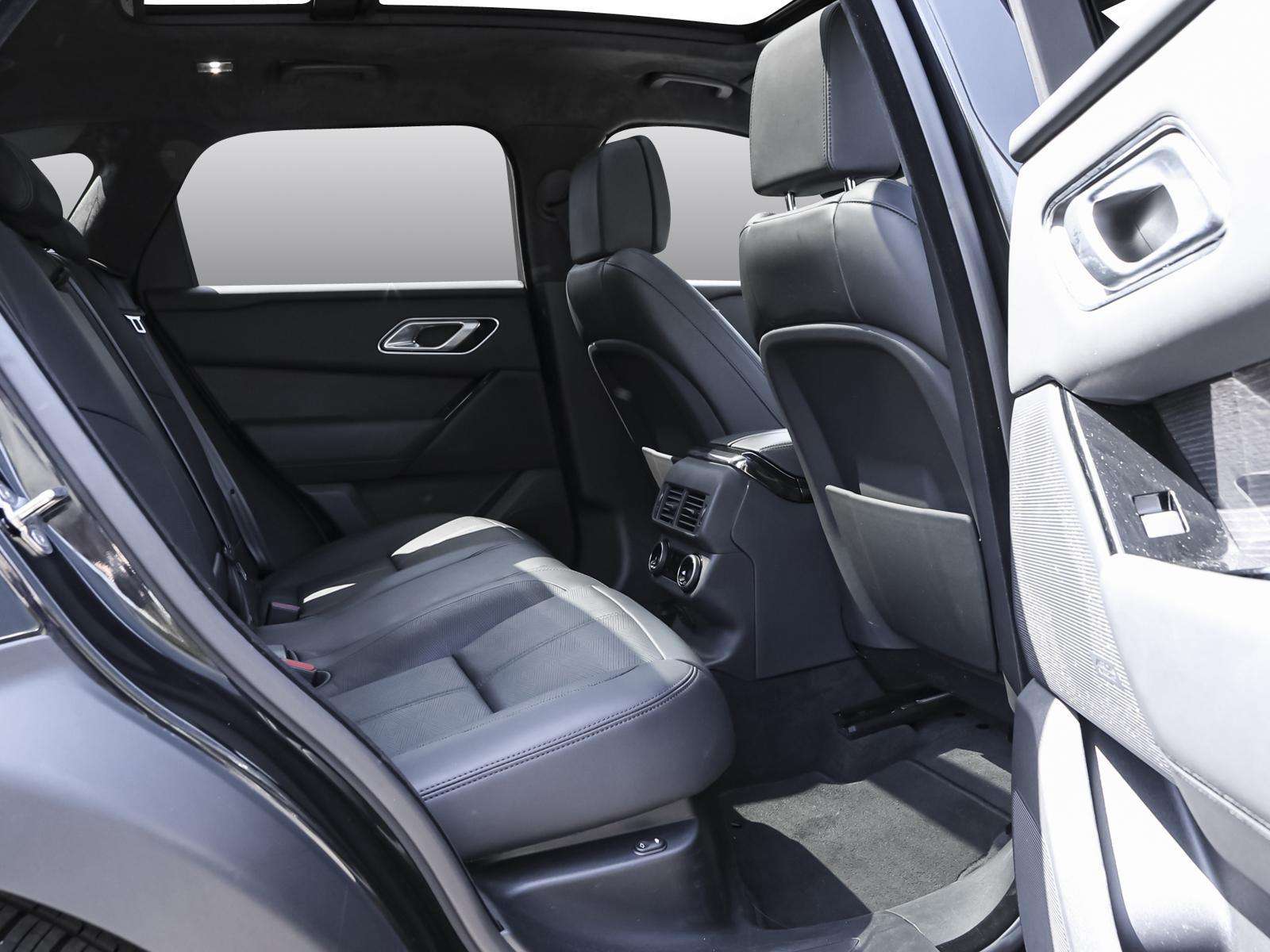 Fahrzeugbild eines Land Rover Range Rover Velar