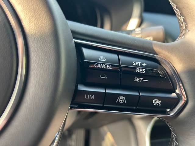 Fahrzeugbild eines Mazda CX-60