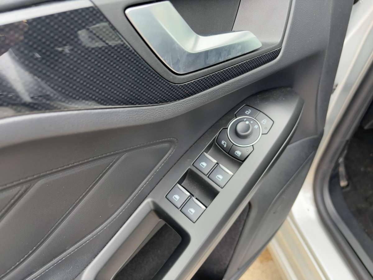 Fahrzeugbild eines Ford Focus