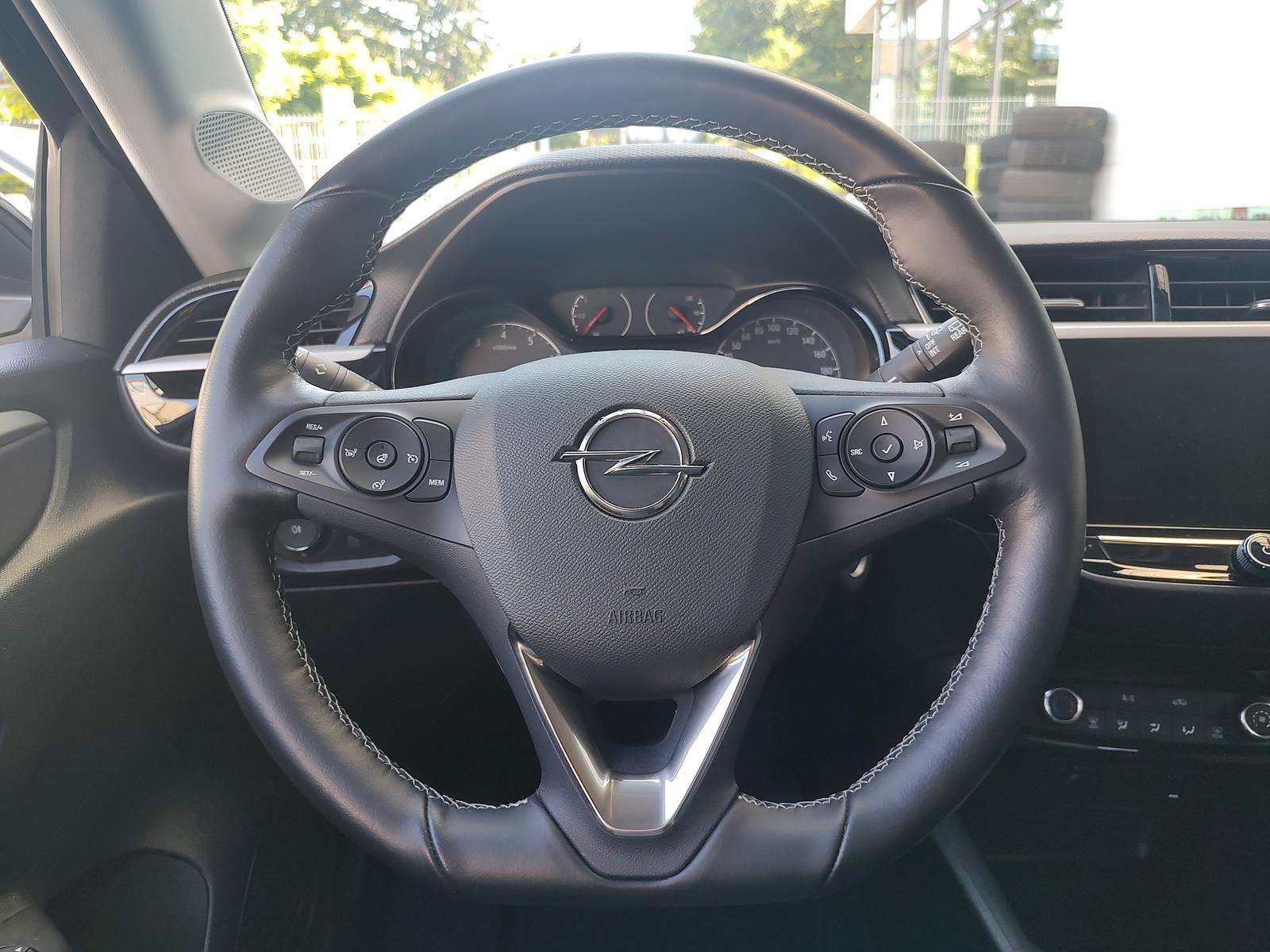 Fahrzeugbild eines Opel Corsa