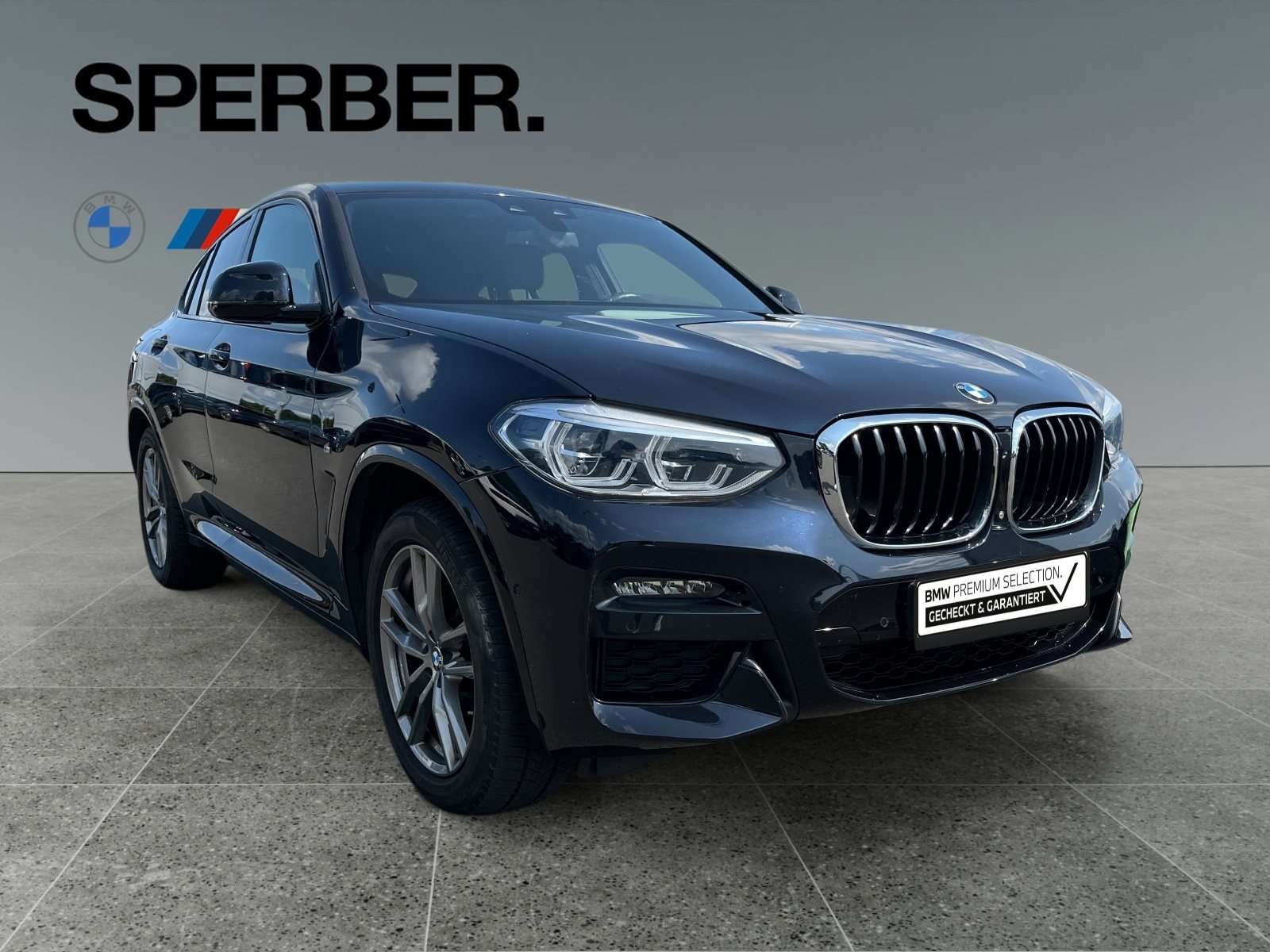 Fahrzeugbild eines BMW X4