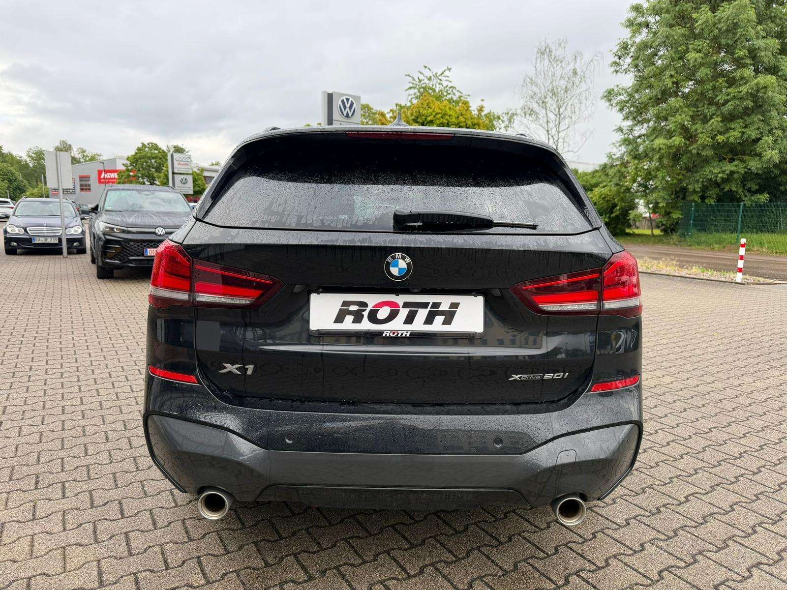 Fahrzeugbild eines BMW X1