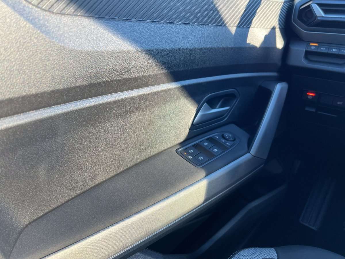 Fahrzeugbild eines Dacia Bigster