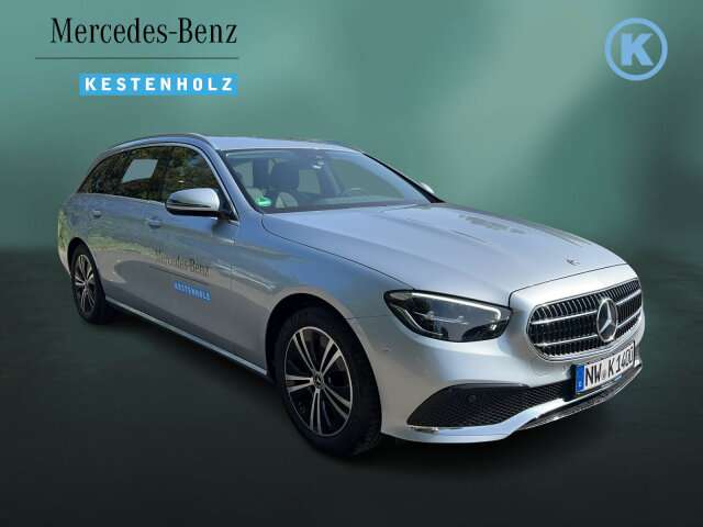 Fahrzeugbild eines Mercedes-Benz E-Klasse