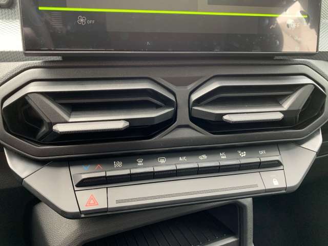Fahrzeugbild eines Dacia Bigster