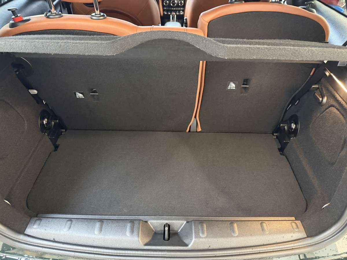 Fahrzeugbild eines MINI MINI