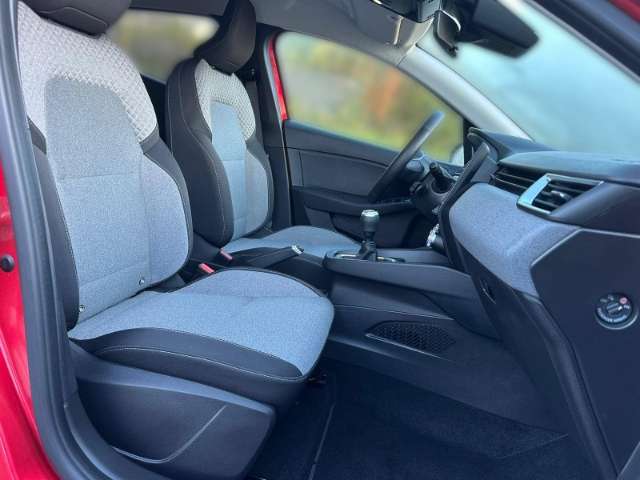 Fahrzeugbild eines Mitsubishi Colt