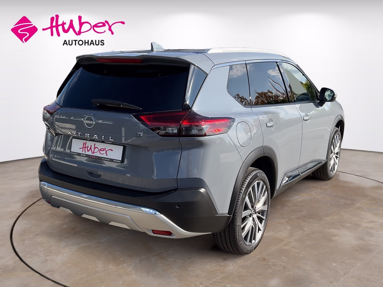 Fahrzeugbild eines Nissan X-TRAIL