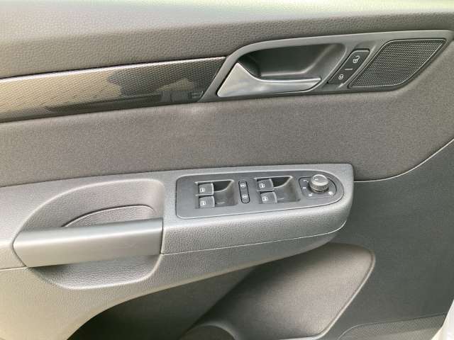 Fahrzeugbild eines SEAT Alhambra