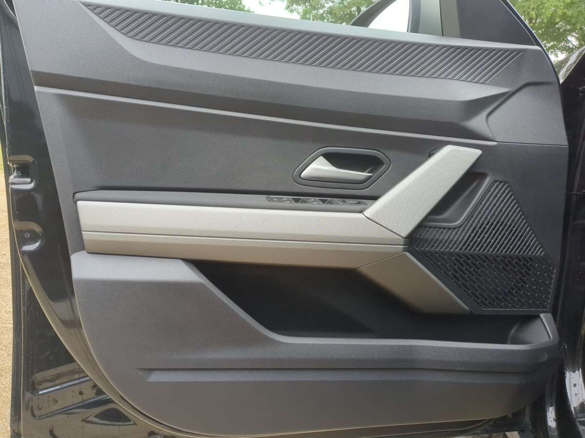 Fahrzeugbild eines Dacia Bigster