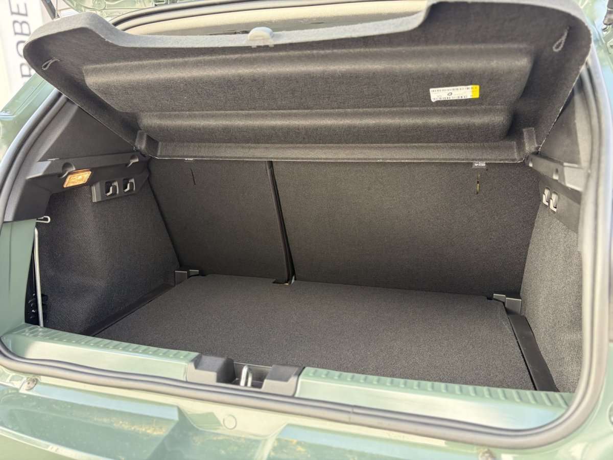 Fahrzeugbild eines Dacia Sandero