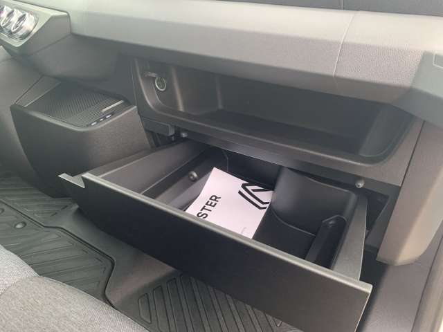 Fahrzeugbild eines Renault Master