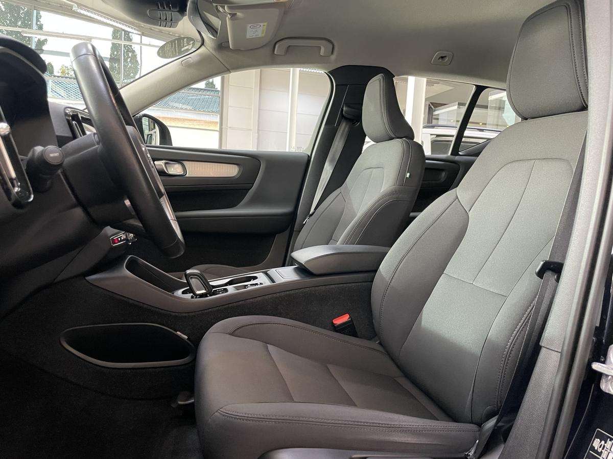 Fahrzeugbild eines Volvo XC40