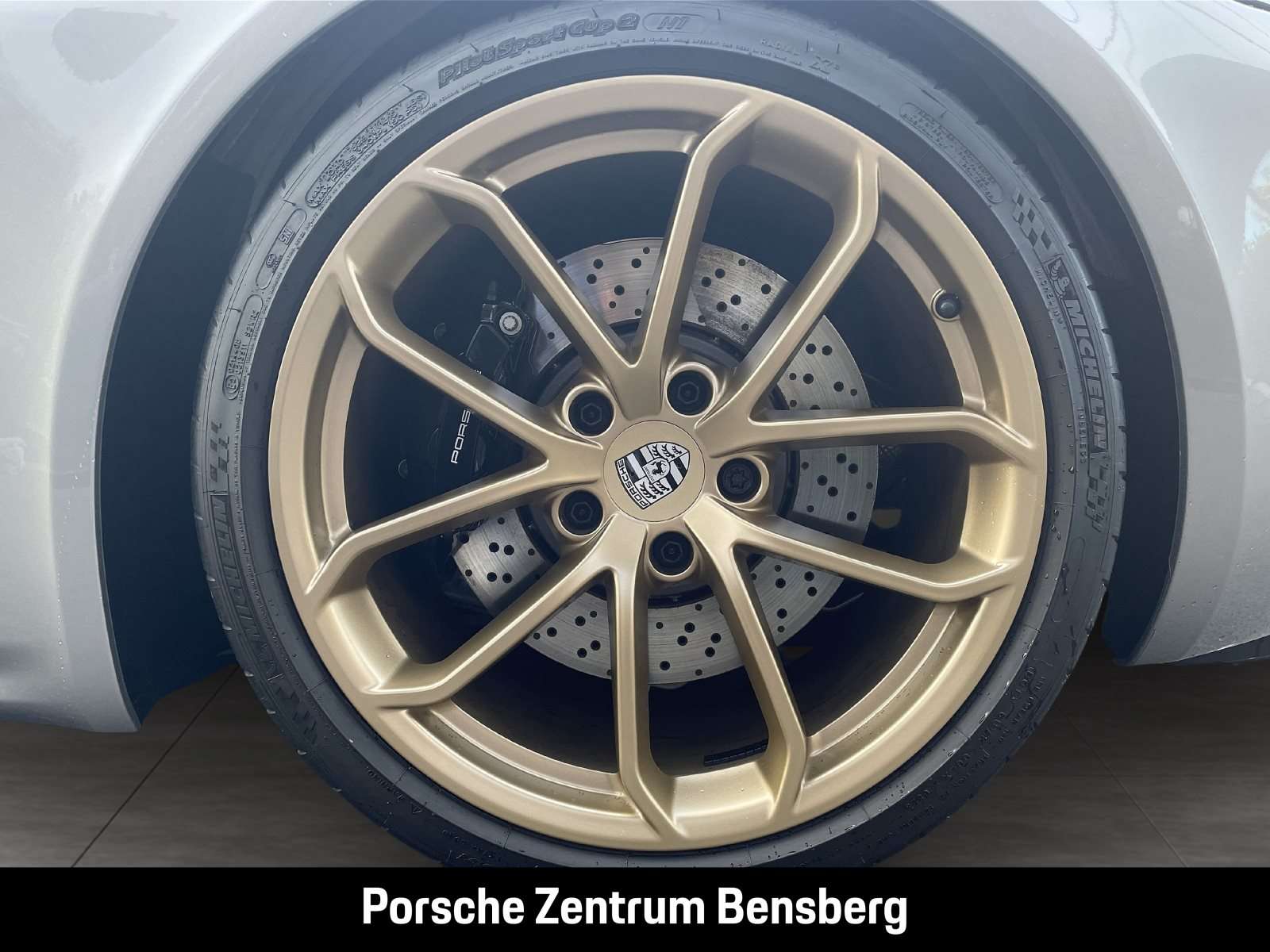 Fahrzeugbild eines Porsche Cayman