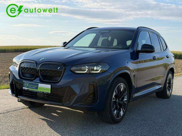 Fahrzeugbild eines BMW ix3