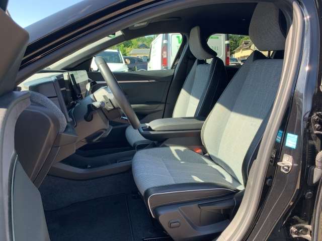 Fahrzeugbild eines Renault Megane E-TECH
