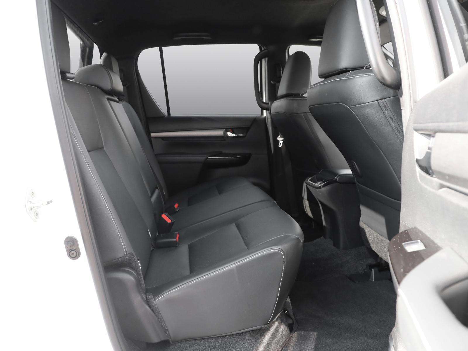 Fahrzeugbild eines Toyota Hilux