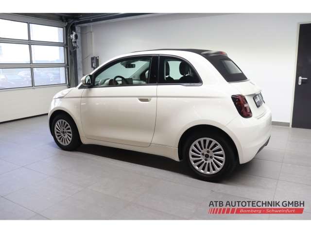 Fahrzeugbild eines Fiat 500