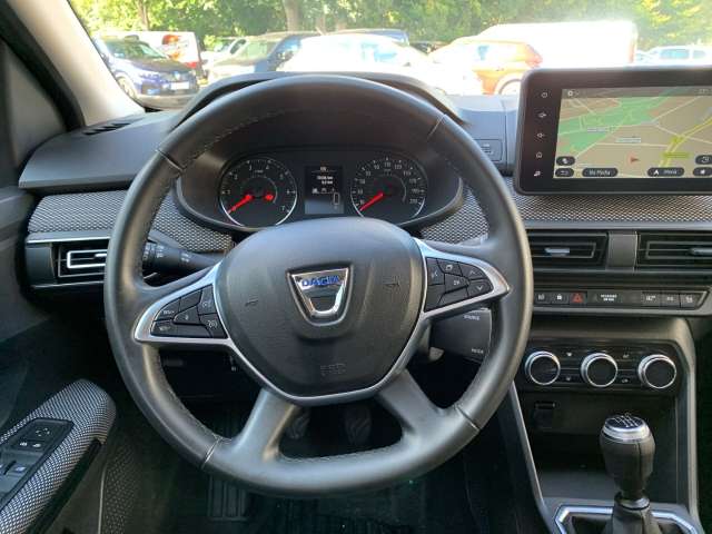 Fahrzeugbild eines Dacia Jogger
