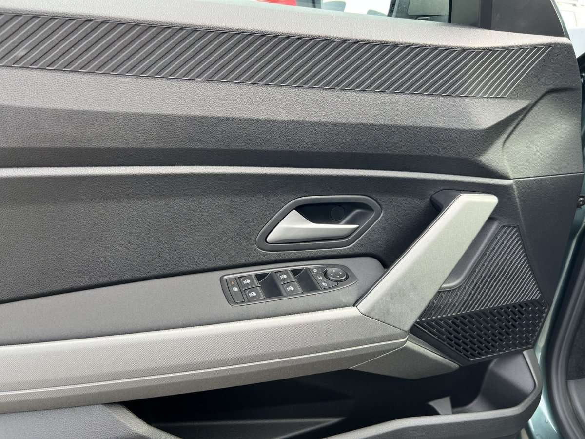 Fahrzeugbild eines Dacia Bigster