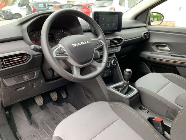 Fahrzeugbild eines Dacia Jogger