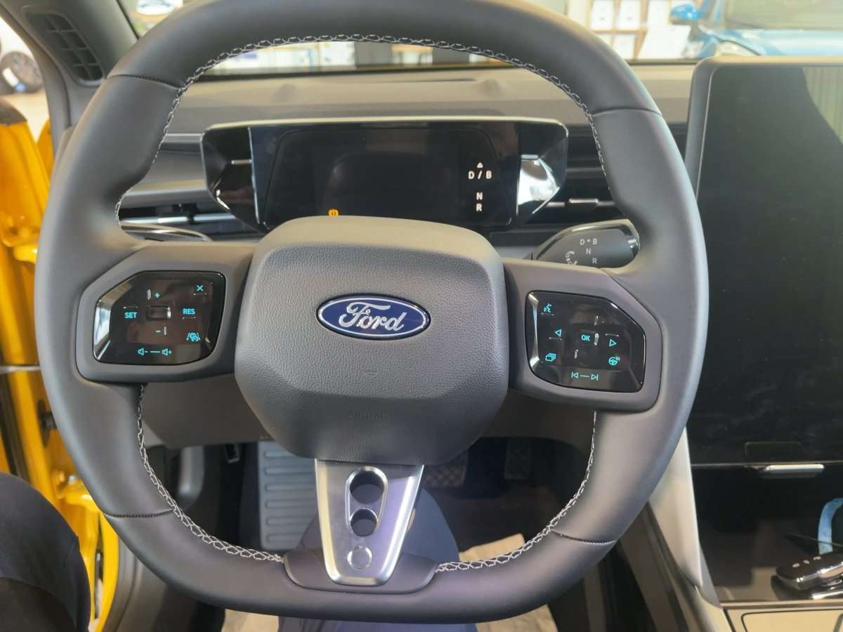 Fahrzeugbild eines Ford Capri