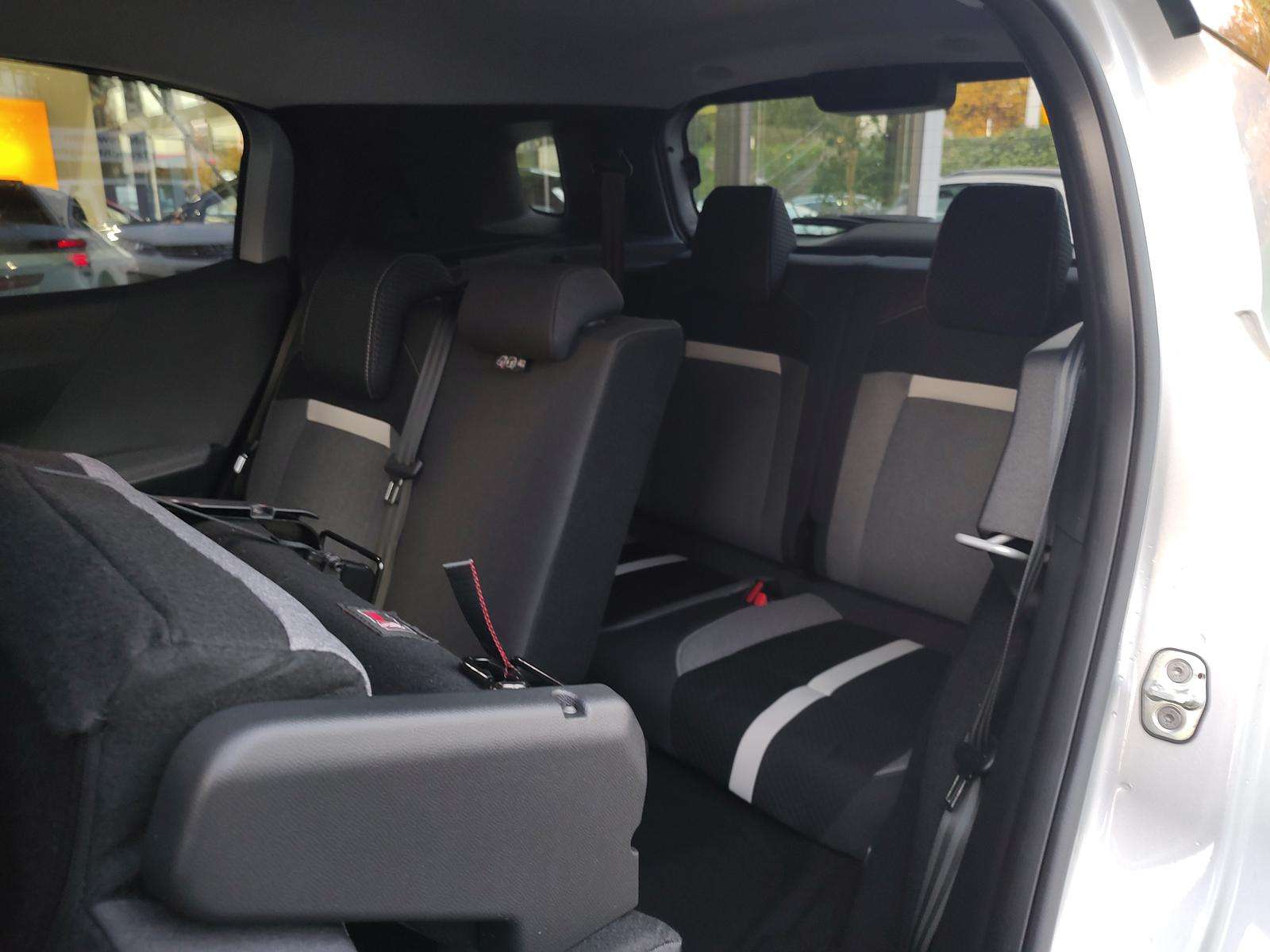 Fahrzeugbild eines Opel Frontera