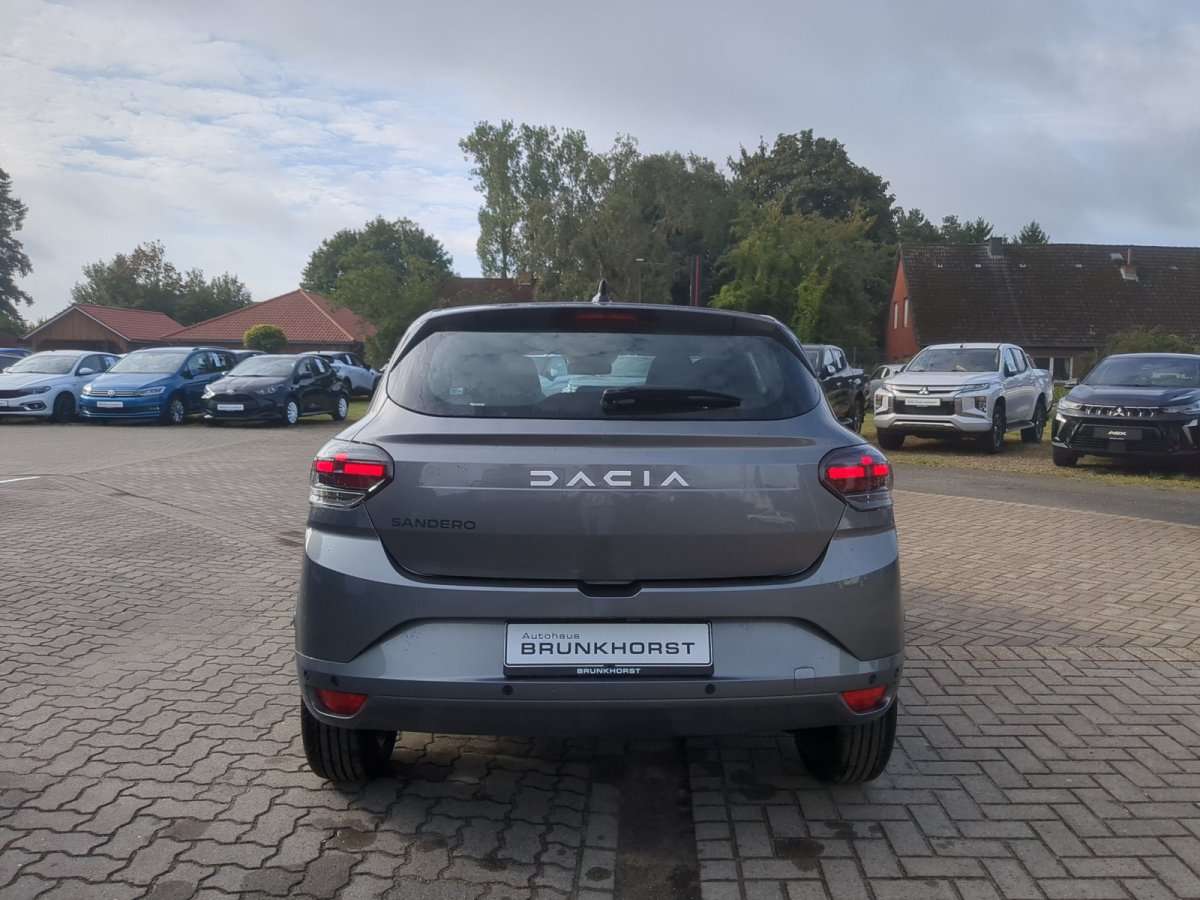 Fahrzeugbild eines Dacia Sandero