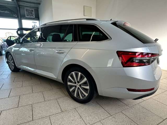 Fahrzeugbild eines Skoda Superb