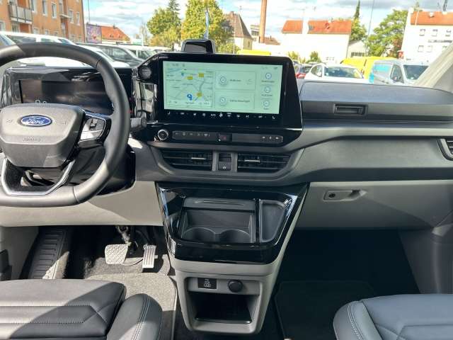 Fahrzeugbild eines Ford Tourneo Custom