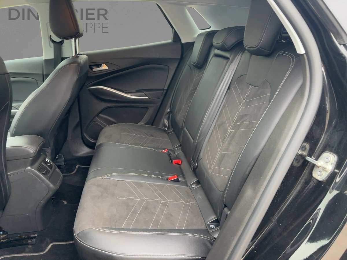 Fahrzeugbild eines Opel Grandland X