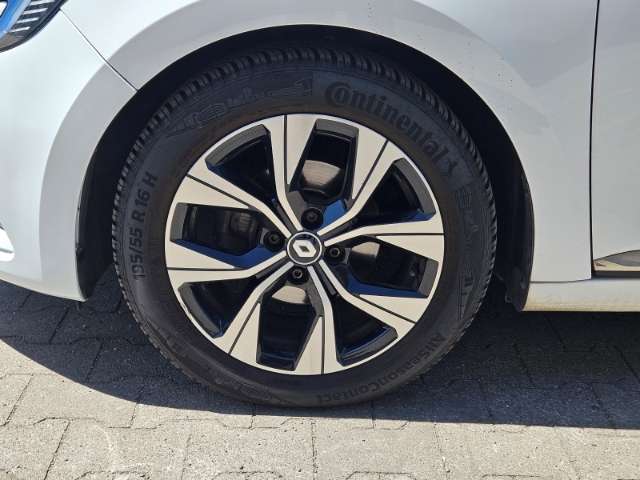 Fahrzeugbild eines Renault Clio