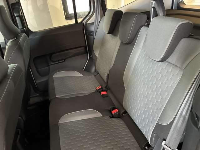 Fahrzeugbild eines Ford Tourneo Courier