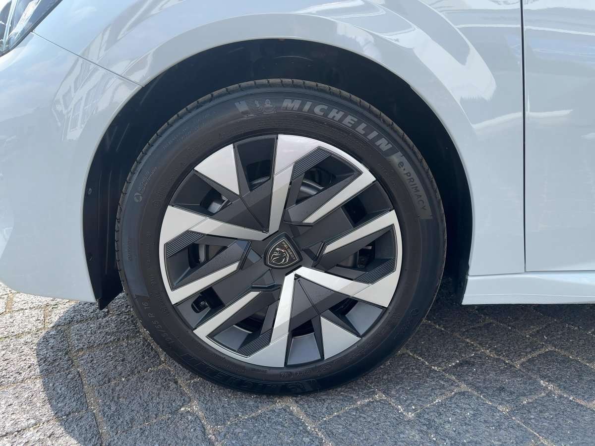 Fahrzeugbild eines Peugeot 208