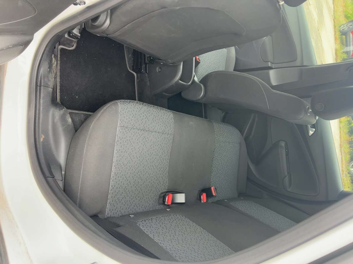 Fahrzeugbild eines Opel Crossland X
