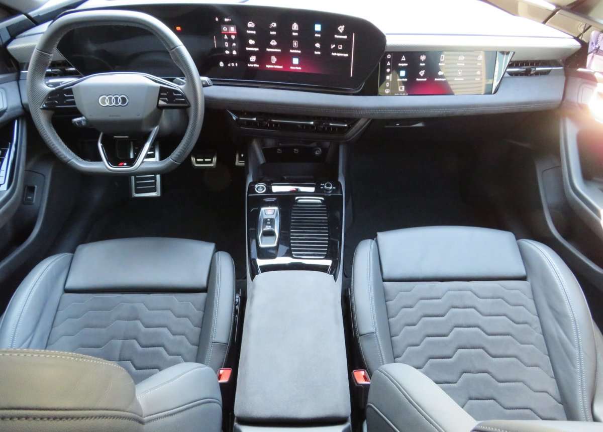 Fahrzeugbild eines Audi e-tron