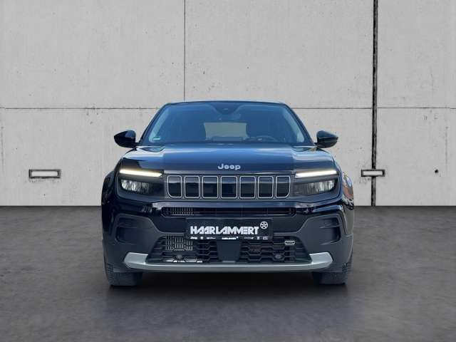 Fahrzeugbild eines Jeep Avenger