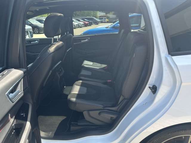 Fahrzeugbild eines Ford S-MAX